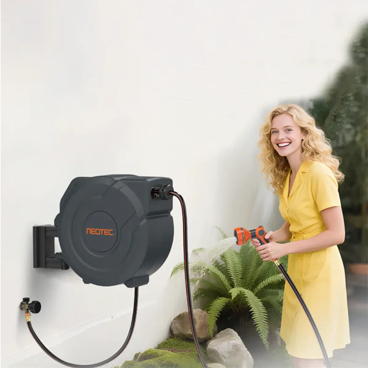 Retractable Garden Hose Reel